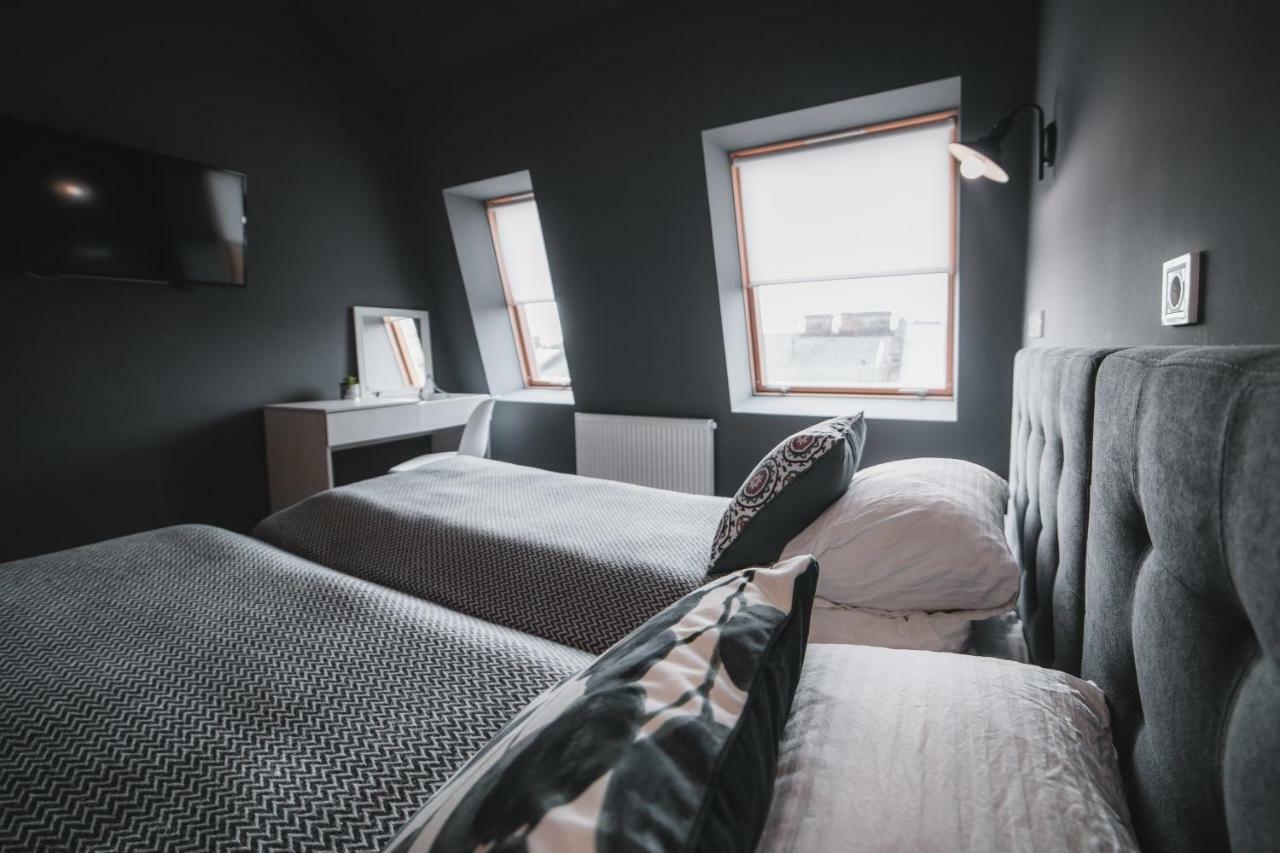Kostjukowski Apartments Lychakivska 70A Lviv Buitenkant foto